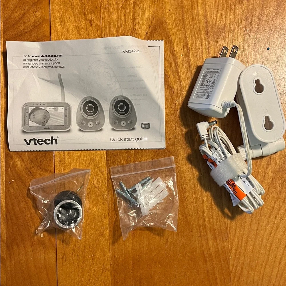 2-Camera Video Monitor in White and Gray - Panoramic View